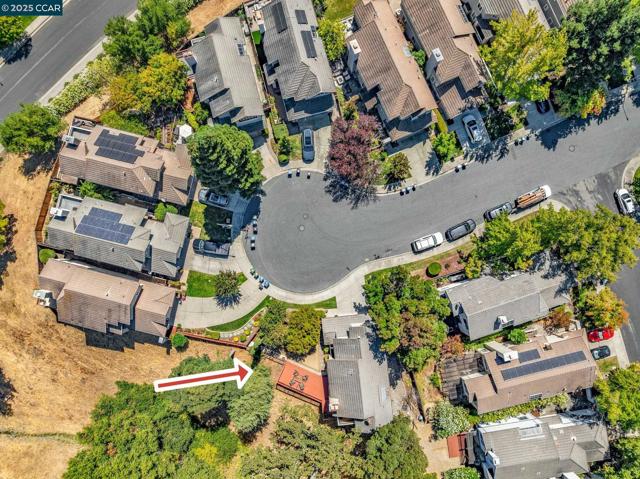 1618 Brush Creek Place, Danville CA: https://media.crmls.org/mediaz/4b64c22b-0cb6-43c3-a1cb-f04ea4e157da.jpg