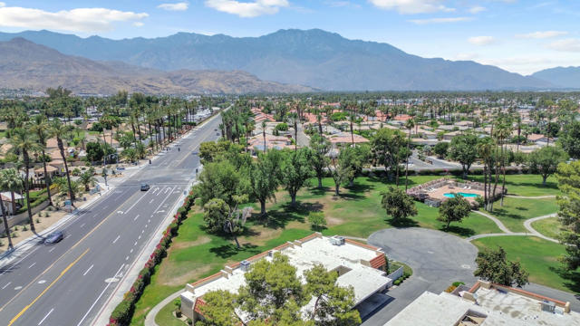 35970 Lindera Court, Rancho Mirage CA: https://media.crmls.org/mediaz/4b64d7c4-479c-4ea6-9989-ebc2430f01a7.jpg