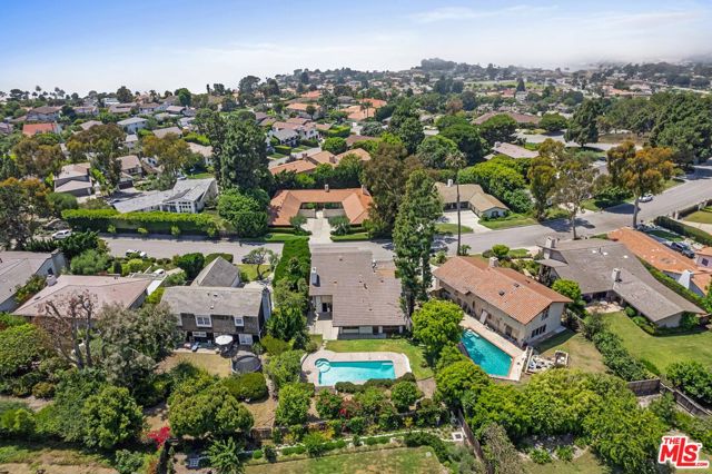 3016 Via Buena, Palos Verdes Estates, California 90274, 4 Bedrooms Bedrooms, ,2 BathroomsBathrooms,Residential,For Sale,Via Buena,24423345