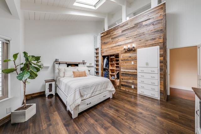 1501 Hidden Valley Road, Soquel CA: https://media.crmls.org/mediaz/4b6798b2-caa0-4f93-a30f-190063cce984.jpg