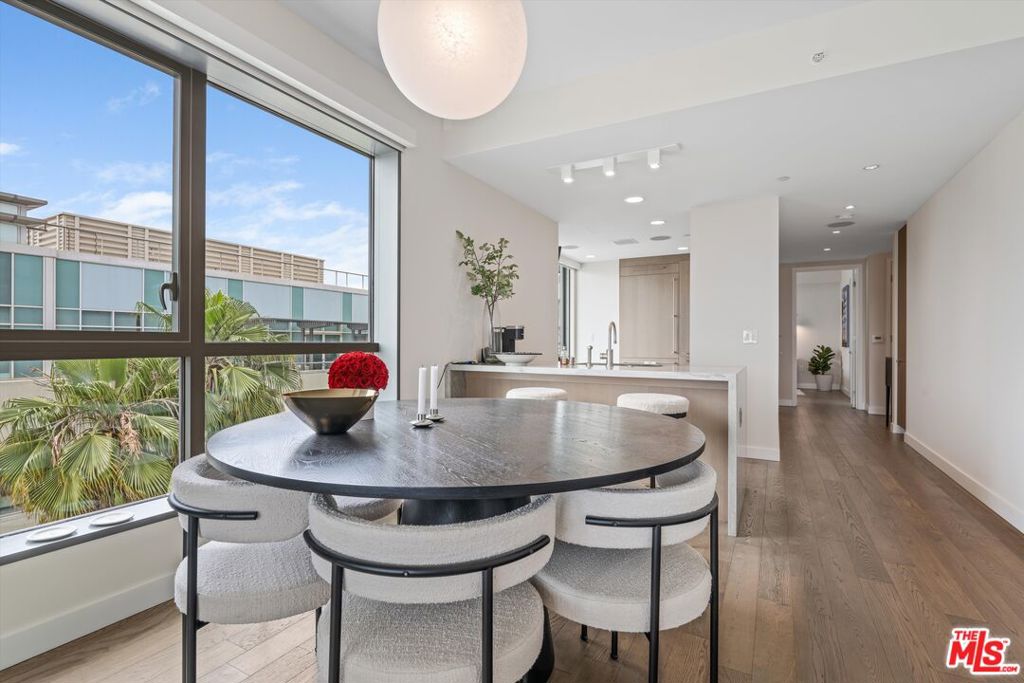 MLS #25616993 image #19