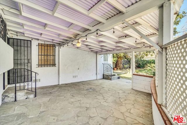 4026 McLaughlin Avenue photo 32