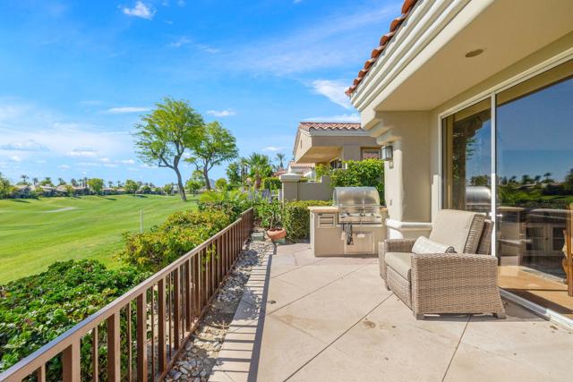 236 Eagle Dance Circle, Palm Desert, CA 92211