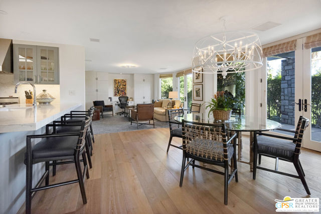 8 Surrey Court, Rancho Mirage CA: https://media.crmls.org/mediaz/4b6cd6e4-891e-45eb-bbcc-f136fac76b04.jpg
