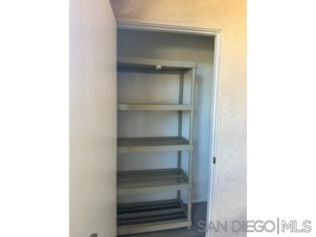 7190 Shoreline Dr, San Diego CA: https://media.crmls.org/mediaz/4b6d023c-9d94-4c89-afae-48b6a124b67f.jpg