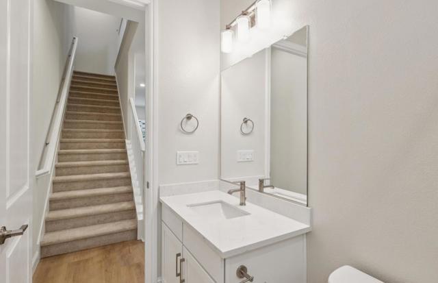 2449 Willow Way, San Mateo CA: https://media.crmls.org/mediaz/4b6d08d2-dbbd-4542-88f4-c83b62ffa670.jpg