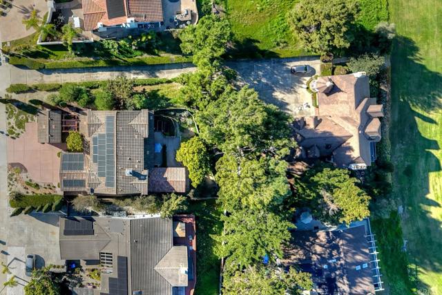 Detail Gallery Image 4 of 25 For 2556 La Costa Ave, Carlsbad,  CA 92009 - 4 Beds | 3/1 Baths