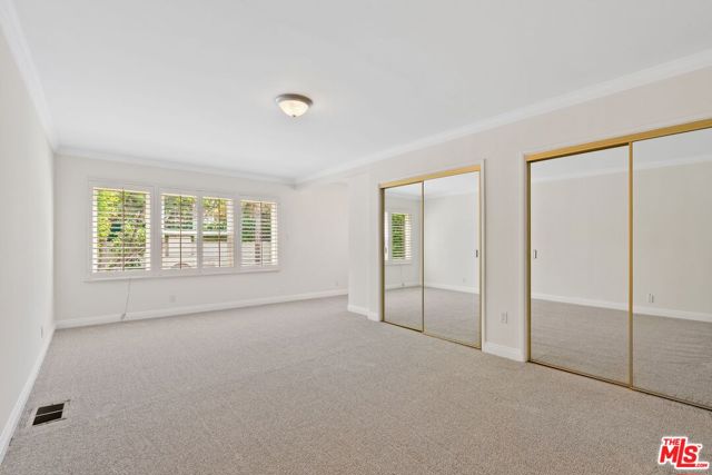 220 S Le Doux Road, Beverly Hills CA: https://media.crmls.org/mediaz/4b6d720e-727d-46f2-a687-3db6eab424aa.jpg