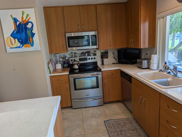28548 Taos Court, Cathedral City CA: https://media.crmls.org/mediaz/4b6de671-a630-4f01-b7a5-e7fd9bc6f445.jpg