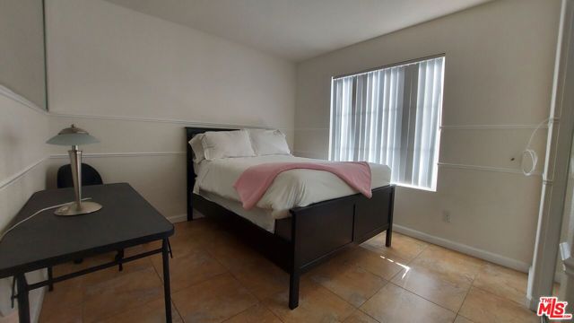 14692 Acacia Street, Westminster CA: https://media.crmls.org/mediaz/4b6e120c-cf3c-4cf5-9921-9db42e6696eb.jpg
