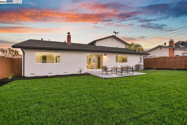 8794 Wicklow Ln, Dublin CA: https://media.crmls.org/mediaz/4b6e1b12-2608-4de0-9064-c3f54931986d.jpg