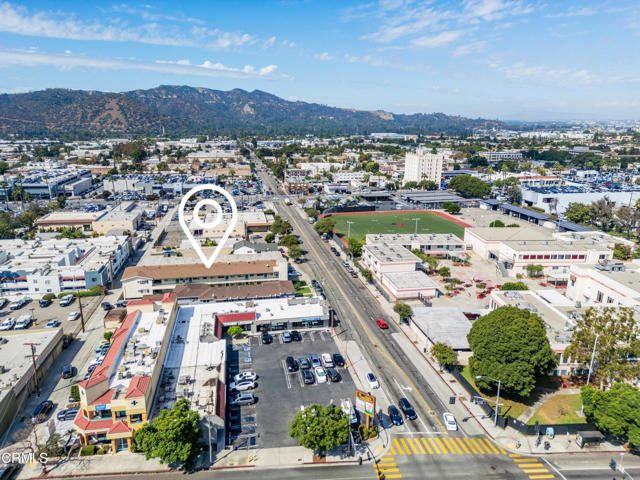 Detail Gallery Image 14 of 27 For 214 E Chevy Chase Drive Dr, Glendale,  CA 91205 - – Beds | – Baths