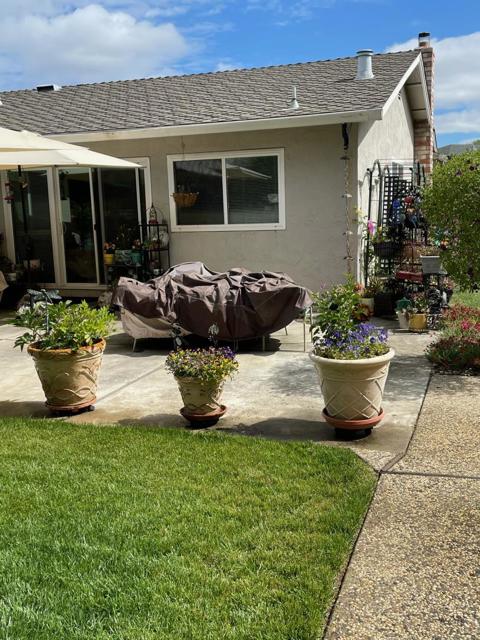 5399 Southbridge Court, San Jose CA: https://media.crmls.org/mediaz/4b6ecf3d-1104-45ef-8469-7234b427990f.jpg