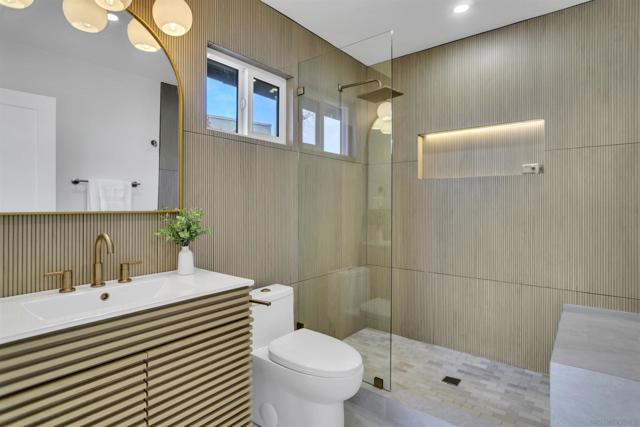1777 Beryl St, San Diego CA: https://media.crmls.org/mediaz/4b6f38e4-0cd2-4b7f-8ada-07cf9e3790f4.jpg