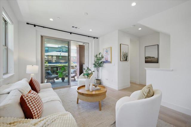 332 Marquetta Circle, Mountain View CA: https://media.crmls.org/mediaz/4b6f82c9-17c4-4518-8bf4-21888fb4dd08.jpg