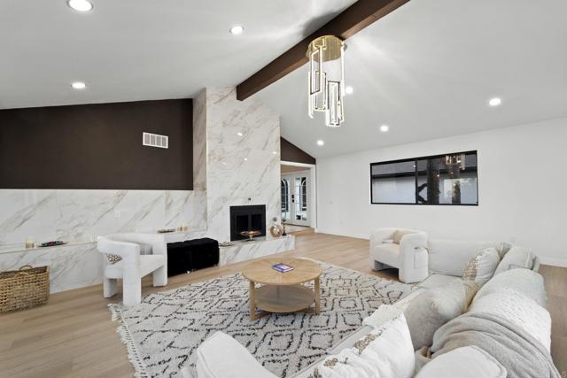 Detail Gallery Image 5 of 75 For 3065 Fairview Dr, Vista,  CA 92084 - 4 Beds | 3 Baths