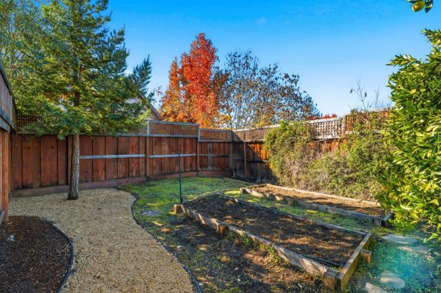 18 Sherman Court, Scotts Valley CA: https://media.crmls.org/mediaz/4b71fb37-211a-48b0-bd3b-0a1e3d45946f.jpg
