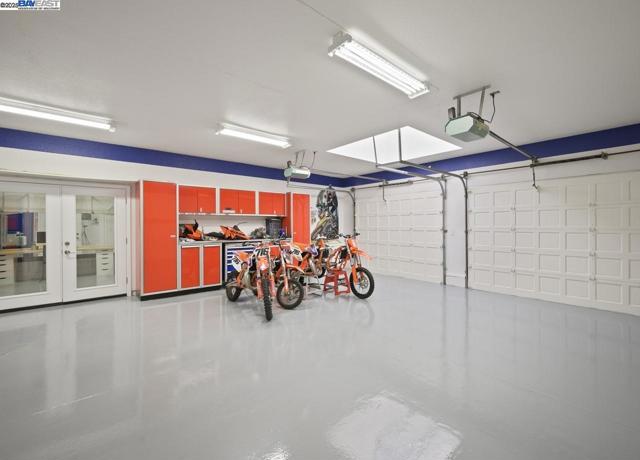Image 41 of 60 For 8191 Highland Rd