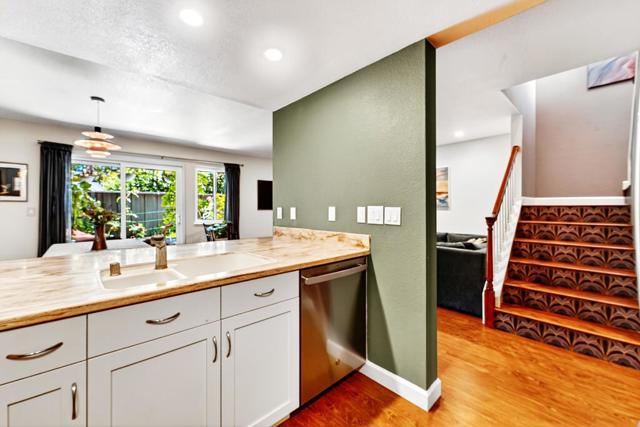 1757 30th Avenue, Santa Cruz CA: https://media.crmls.org/mediaz/4b728723-1eb6-4441-8cbb-165b9a6fb14b.jpg