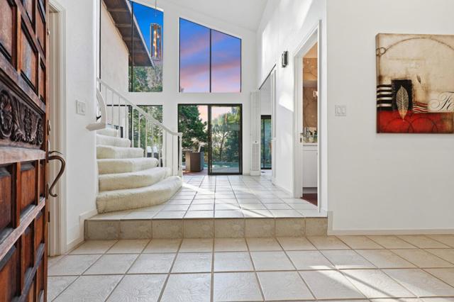 100 Rizal Drive, Hillsborough CA: https://media.crmls.org/mediaz/4b731fe1-af30-416a-81dd-c2a60a728268.jpg