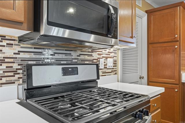 Detail Gallery Image 14 of 22 For 275 Orange Ave Spc 25,  Chula Vista,  CA 91911 - 4 Beds | 2 Baths