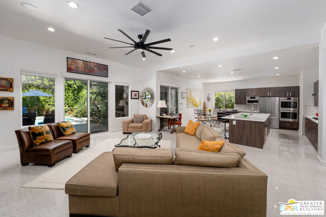 2160 N Hermosa Drive, Palm Springs CA: https://media.crmls.org/mediaz/4b743493-f69e-45c7-bd01-8f847f327e9e.jpg