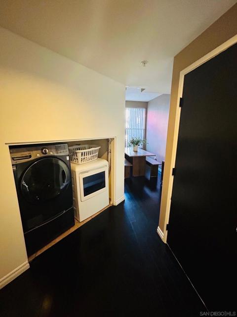 101 Market Street, San Diego CA: https://media.crmls.org/mediaz/4b74d7c7-6d01-4580-bec8-0400fd340517.jpg