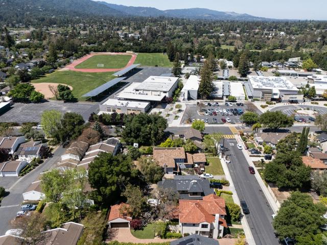 16922 Mitchell Avenue, Los Gatos CA: https://media.crmls.org/mediaz/4b75c34b-8901-4147-9bb6-21e1f51076fe.jpg