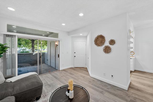 482 Shadowgraph Drive, San Jose CA: https://media.crmls.org/mediaz/4b75f862-4092-45f3-8baa-acc450faaa40.jpg