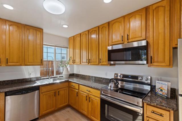 383 N Sunnyvale Avenue, Sunnyvale CA: https://media.crmls.org/mediaz/4b75fe4b-8703-43c3-abf6-3676a2134954.jpg