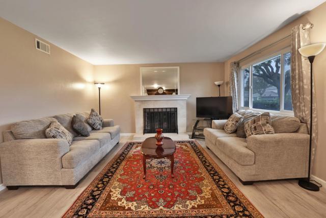 5480 Tradewinds Walkway, San Jose CA: https://media.crmls.org/mediaz/4b77bea9-27f9-4b09-9ad7-b097140c224f.jpg