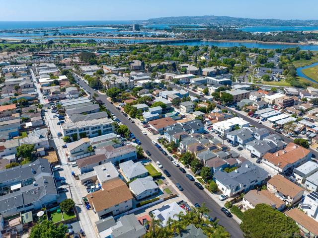 4337 39 Mentone Street, San Diego CA: https://media.crmls.org/mediaz/4b77e409-881f-484c-8c4c-36a9c272918c.jpg