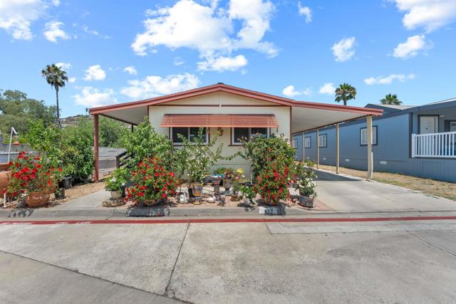 Detail Gallery Image 2 of 31 For 500 Ranchers Dr. #107,  San Marcos,  CA 92069 - 2 Beds | 2 Baths