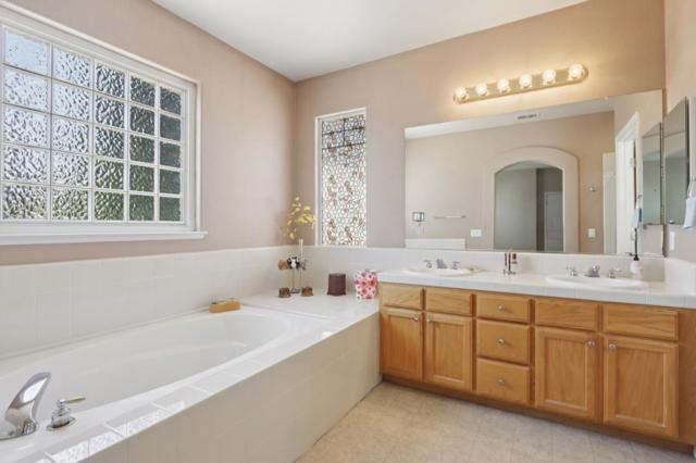 540 Lavender Way, Hollister CA: https://media.crmls.org/mediaz/4b78d694-886c-4796-8044-7bd783dd38ee.jpg