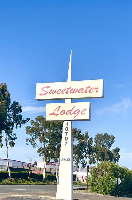 10707 Jamacha Boulevard, Spring Valley CA: https://media.crmls.org/mediaz/4b793830-2508-4027-a2ad-822467bfc793.jpg