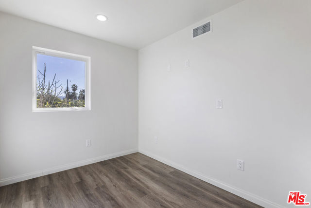 7313 Kentland Avenue, West Hills CA: https://media.crmls.org/mediaz/4b799469-dc8f-4620-aa4b-f3c5f60de6c6.jpg