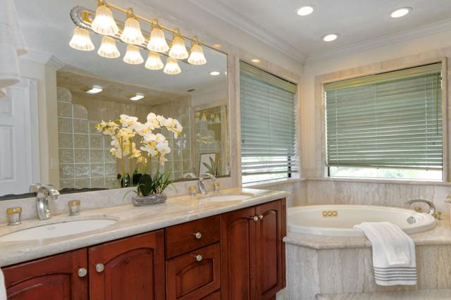 7790 Lost View Road, San Jose CA: https://media.crmls.org/mediaz/4b799f28-2db7-4083-aa6b-aa8b88034758.jpg