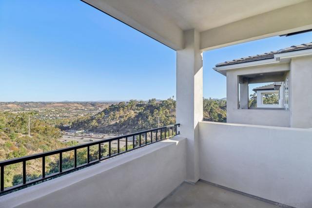2936 Copley Ave, San Diego CA: https://media.crmls.org/mediaz/4b7a4fa5-66c7-4890-8abe-925ddf0bbd2c.jpg
