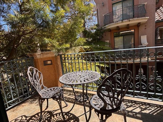 233 Villa Mar Vista, Santa Cruz CA: https://media.crmls.org/mediaz/4b7a5720-4755-4cb1-b4e7-052fa5ff0fdd.jpg