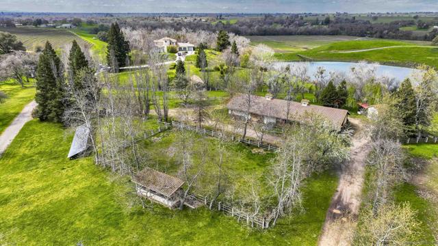 24943 N McIntire Road, Clements CA: https://media.crmls.org/mediaz/4b7b9795-6274-482d-b532-70a1ca3002a9.jpg