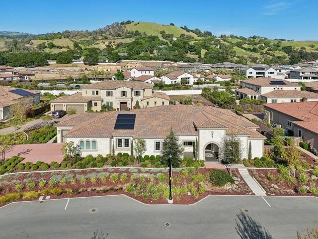 2170 Via Orista, Morgan Hill CA: https://media.crmls.org/mediaz/4b7d03b2-0aae-4f3e-bcbe-dce5b031c3a1.jpg