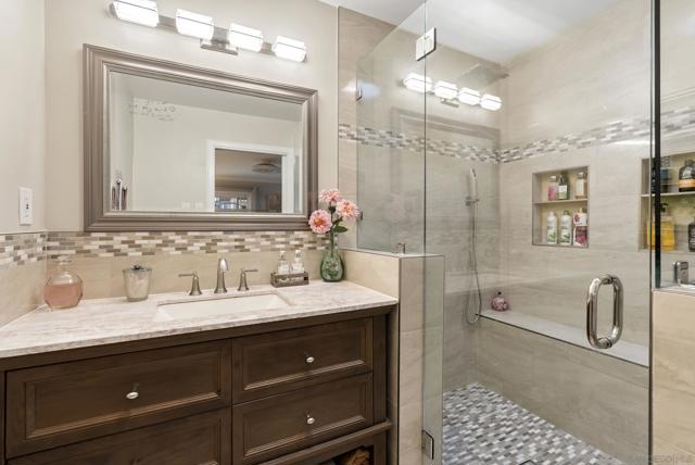 770 Kedzie Ave, San Diego CA: https://media.crmls.org/mediaz/4b7e99e1-d1f3-41b0-9198-ca8737d5d4dc.jpg
