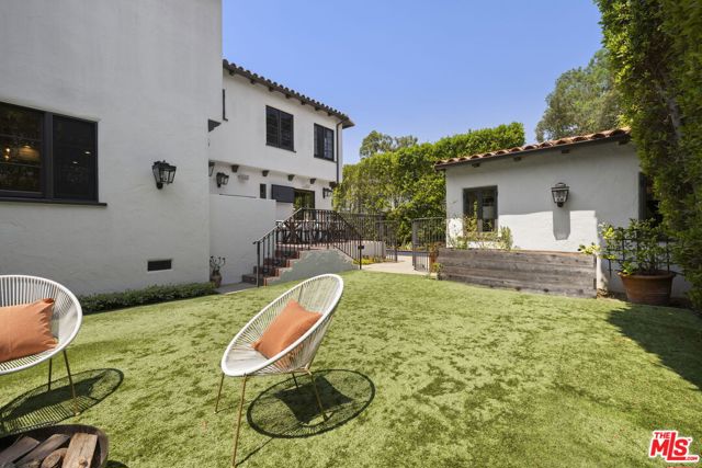 2714 Forrester Drive, Los Angeles CA: https://media.crmls.org/mediaz/4b7fd189-191a-4903-80cf-f2cae5ada3c3.jpg