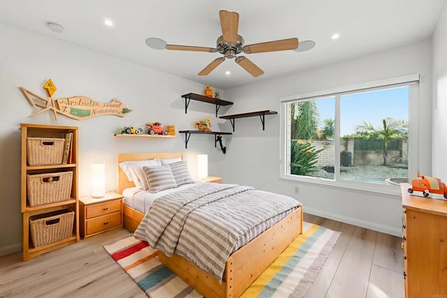 Detail Gallery Image 19 of 27 For 17765 Corte Erizo, San Diego,  CA 92128 - 3 Beds | 2 Baths