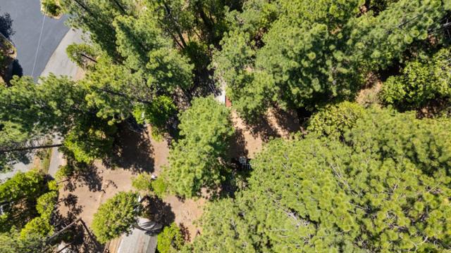 29380 Lassen Drive, Cold Springs CA: https://media.crmls.org/mediaz/4b81726a-131d-4148-a4df-e0b5f7d9b50a.jpg