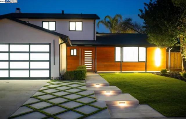 1926 Paseo Del Cajon, Pleasanton CA: https://media.crmls.org/mediaz/4b82ec9b-9d6a-4383-852c-a06382b32834.jpg