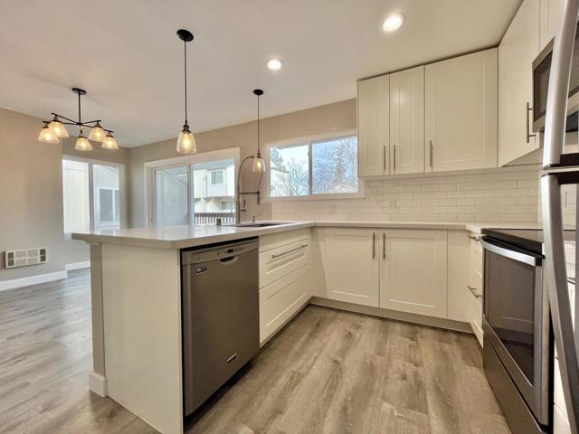 618 S Fair Oaks Avenue, Sunnyvale CA: https://media.crmls.org/mediaz/4b830955-24e1-4137-a3e8-327459f057d6.jpg