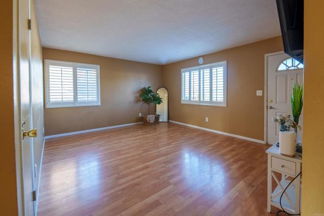 Image 10 of 47 For 8556 Matterhorn Drive