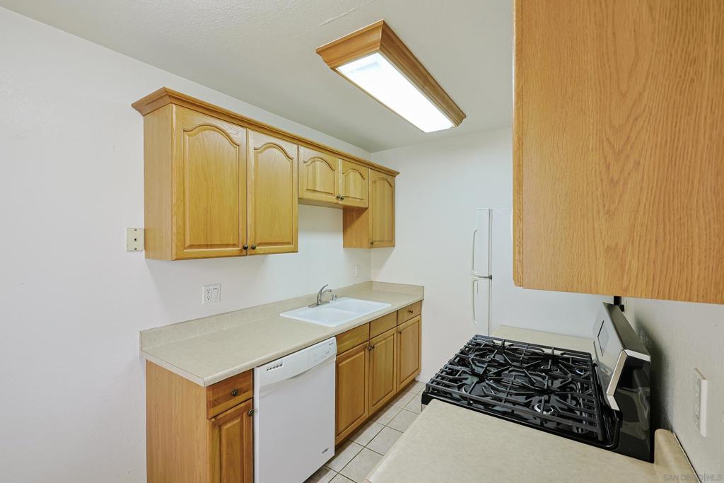 4425 50th St. - photo 17