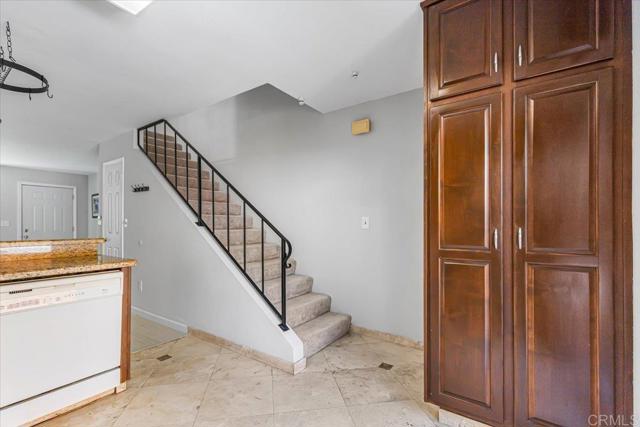 Detail Gallery Image 13 of 31 For 6670 Bell Bluff Ave, San Diego,  CA 92119 - 2 Beds | 1 Baths